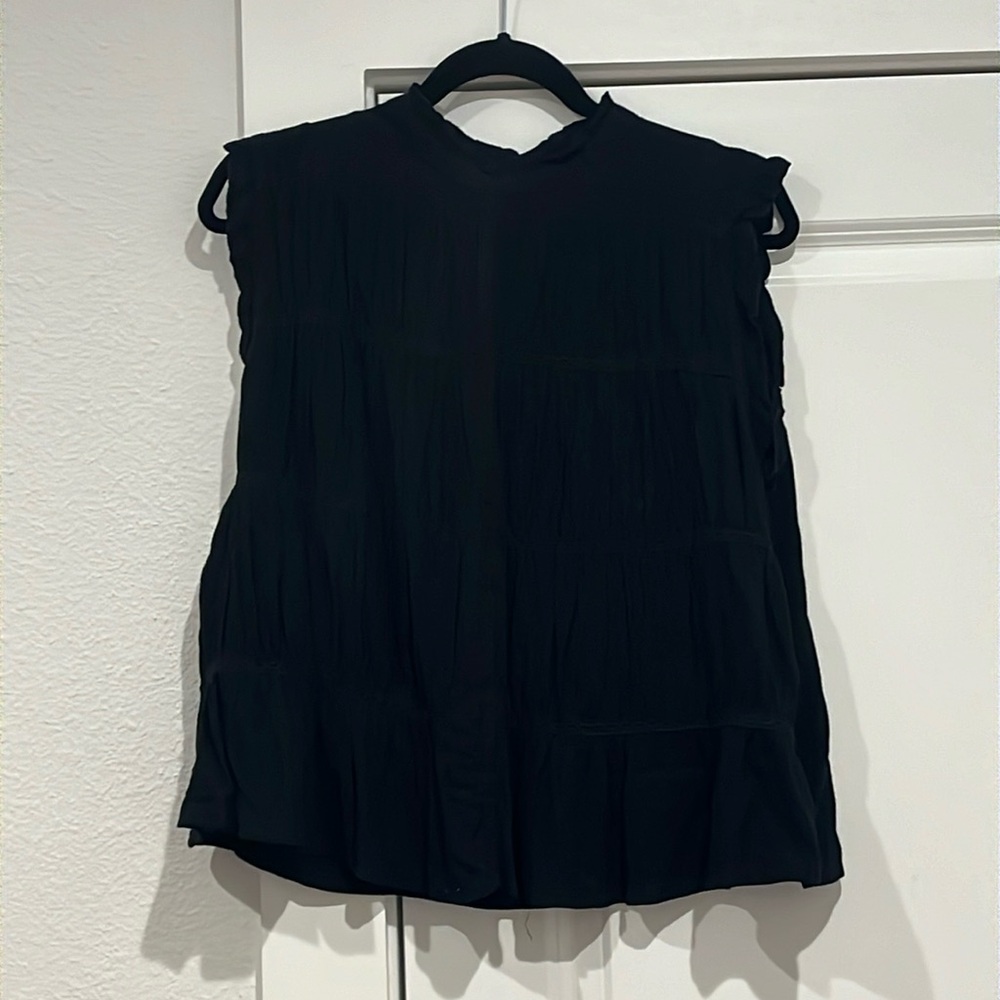 Black ruched tank top